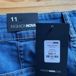 Fashion Nova Flare jeans high waisted size 11